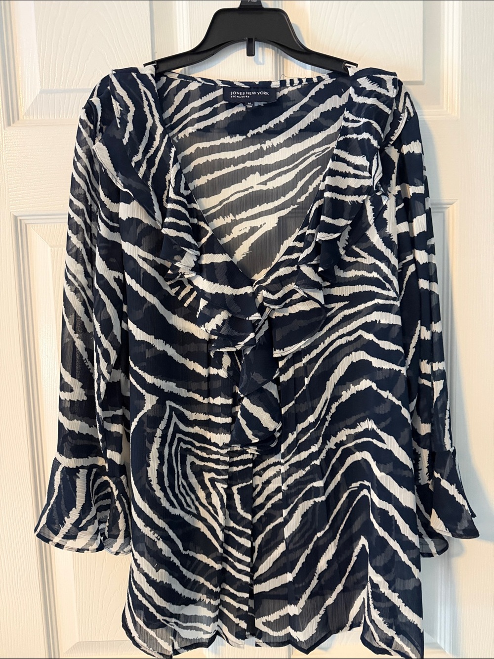 Jones New York Navy & White Zebra Ruffle V-Neck Blouse